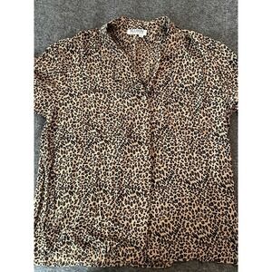 Vintage Allison Taylor Women's Large 100% Silk Leopard Print Short Sleeve Top